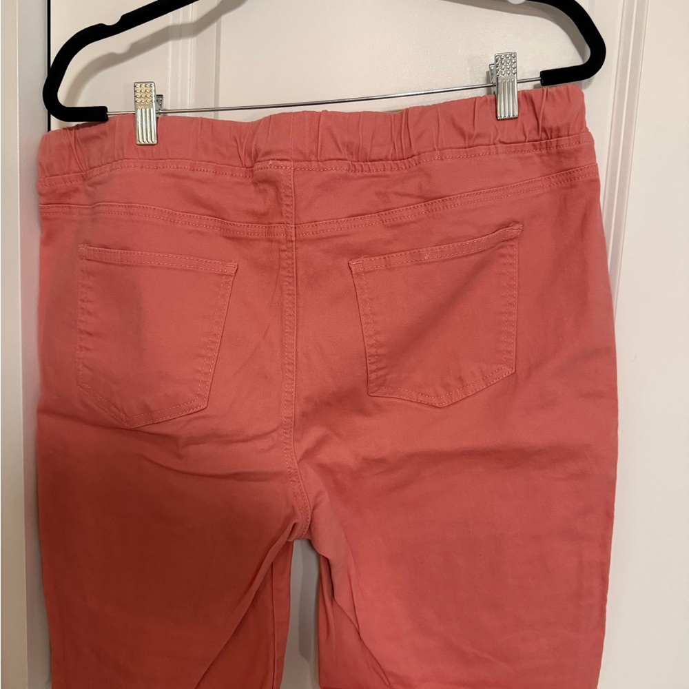 Royalty Collection Women’s Shorts L - Picture 6 of 7